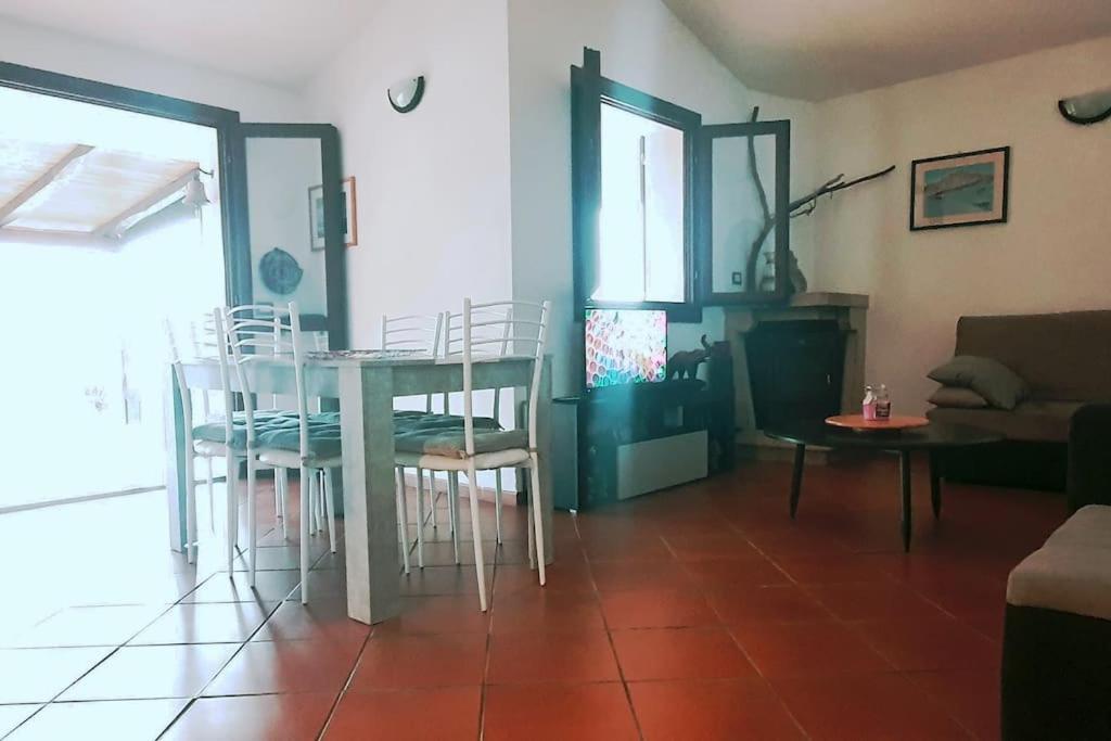Villa Capodorso, Porto Pollo